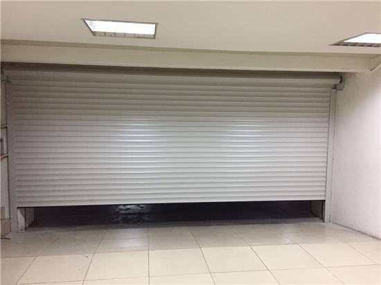 濟(jì)南市天橋區(qū)電動(dòng)卷簾門(mén)的特點(diǎn)有哪些？